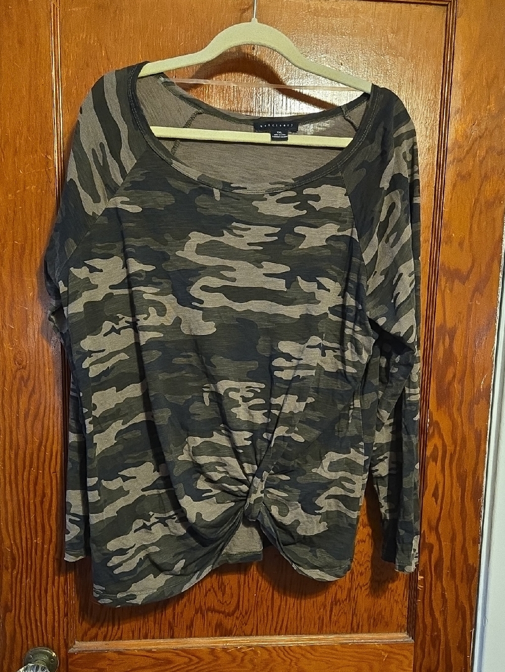 Sanctuary  Camo Twist-Front Long Sleeve Top - Size XXL